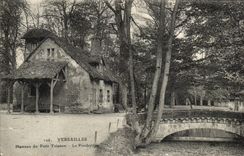 CPA Versailles Hameau Du Petit Trianon Le Presbytere