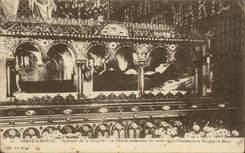 CPA Paray Interior Monial of the Vault Reatermmant Hunting Resets of the Happy one