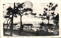 CPA Arcachon Echappee Sur Le Bassin Et Le Boulevard Promenade