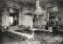 CPA Palate of Compiegne Living room of the lady-in-waitings