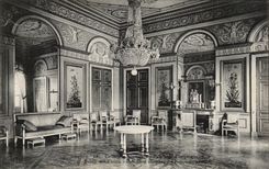 CPA Palate of Compiegne Living room of the Flowers Old Room of the imperial Prince
