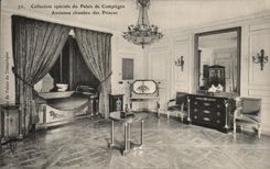 CPA Palate of Compiegne Old Room of the Princes