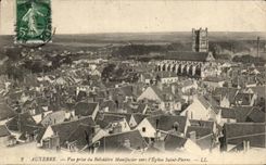 CPA Auxerre Vue prise du Belvedere Manifacier vers I'Eglise Saint Pierre