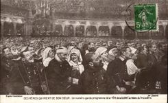 CPA Of the Heroes who laugh at good couer a merry number of the program of the Festival of Glory to the Palate of Trocadero Militaria