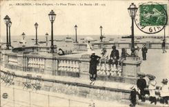 CPA Arcachon Cote d'Argent La Place Thiers Le Bassin Enfants