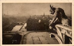 CPA Paris While Strolling Notre Dame of bets the Square of Notre Dame The open space before Notre Dame Waste-gas main