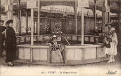CPA Vichy Le Grande Grille