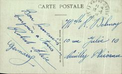 CPA Haute Isle Le Cimetiere et l'Eglise taillee dans le roc