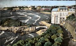 CPSM Biarritz Vue Generale Sur Le Basta La Grande Plage Et Le Phare