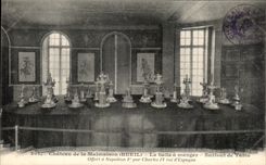 CPA Castle of Malmaison dining room Offert has Napoleon 1st by Charles IV king d' Espagne