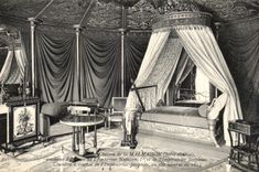 CPA Rueil Castle of Malmaison Chambre has to sleep of the Josephine empress