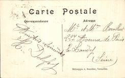 CPA Versailles Palate Of Large Trianon And right Bras of the canal