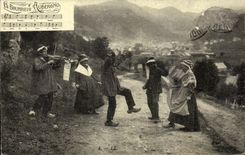 REPRO La Bourreio Aubergno Auvergne Folklore Danse
