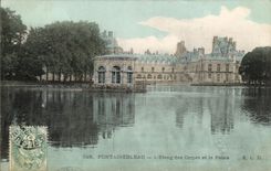 CPA Fontainebleau the Pond Of Carps And the Palate