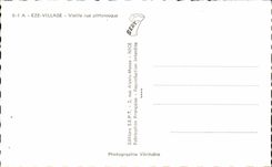 Calle pintoresca vieja de la aldea de CPA Eze