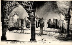 CPA Vezelay Basilica of the Madeleine the Crypt