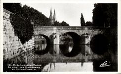 CPA Trawl-nets On Marine the Bridge Of the Marines And Notre Dame