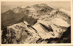 CPA Surroundings of Salers Black Rock and Puy de Chavaroche of the Summit of Puy Mary in winter