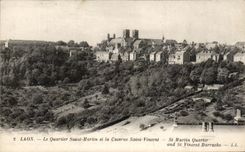 CPA Laon the District Saint Martin and the barracks Saint Vincent