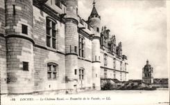 CPA Loaches the Royal Castle Whole of the Frontage