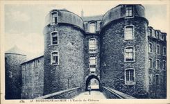 CPA Boulogne On Sea Entrance of the Castle