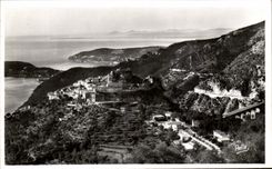 CPA Eze visto del camino de la cornisa grande