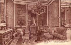 CPA Palate De Fontainebleau Cabin of Abdication