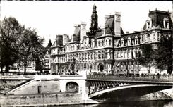 CPSM Paris the Seine and Town hall