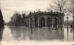 CPA Paris Inondations de Paris La Gare des Invalides