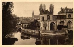 CPA Soft Chartres France the Castle Of lf Et La Cathedral