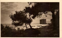 CPA Cannes Saint Honorat the Old Castle