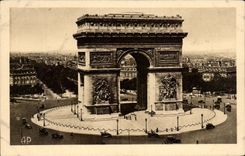 CPA Paris L'Arc De Triomphe Et Tombeau Du Soldat Inconnu