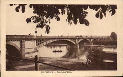 CPA Vichy Pont De l'Allier