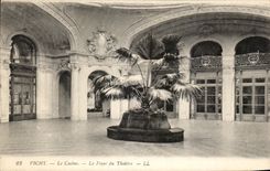 CPA Vichy Le Casino Le Foyer du Theatre