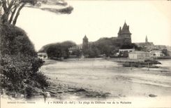 CPA Pornic Le Plage du Chateau vue de la Malouine