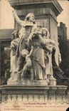CPA Les Hautes Pyrenees Tarbes Motif Du piedestral de la statue de Danton 