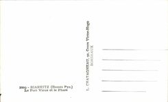 CPA Biarritz Le Port Vieux Et Le Phare