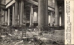 CPA La Grande Guerre Arras La Cathedrale Militaria