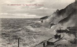 CPA Granville La Tempete au Plat Gousset