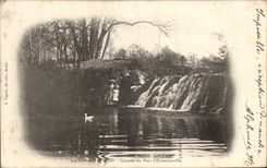 CPA Les Environs de Senlis Cascade du Parc d'Ermenonville