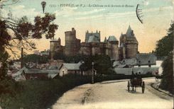 CPA Vitre Le chateau Vu De La Route De Rennes