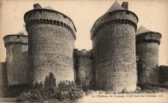 CPA Env de Bagnoles De L'Orne Le Chateau de Lassay Cote Sud du Chateau