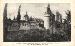 CPA Bonnes Le Chateau De Touftou La Tour Saint Jean Et Le Donjon Vue Prise De La Rive Droite De La Vienne