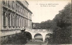 CPA Chateau De Brevannes Le Pont Et Les fosses