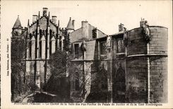 CPA Poitiers Le Chevet de la Salle des Pas Perdus du Palais de Justice et de la Tour Maubergeon