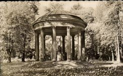 CPA Versailles Et Ses Merveilles Jardins Du Petit Trianon Le Temple De l'Amour