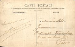 CPA Pierrefonds Le Chateau Vue de la Route de Villers Cotterets