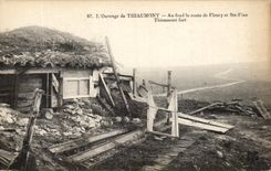 CPA l'Ouvrage de Thaumont Au fond la route de Fleury et Ste Fine Militaria 