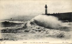 CPA Brest La Jetee un Jour de Tempete Phare