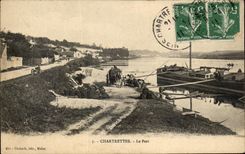 CPA Chartrettes the Port barge